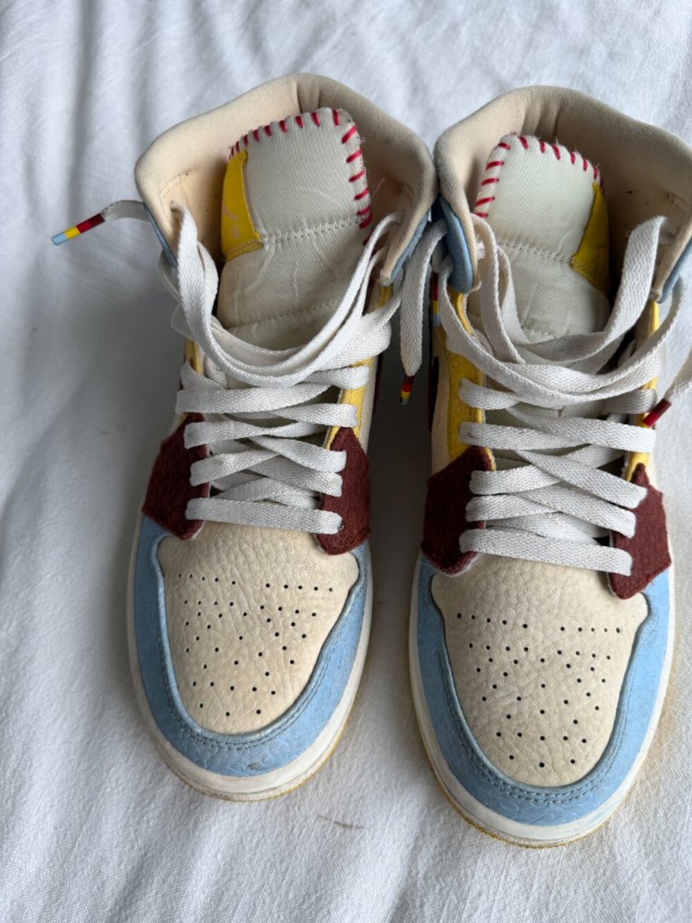 Men's Nike Maison Chateau Rouge x Jordan 1 Mid SE 'Fearless' - Picture 5 of 9